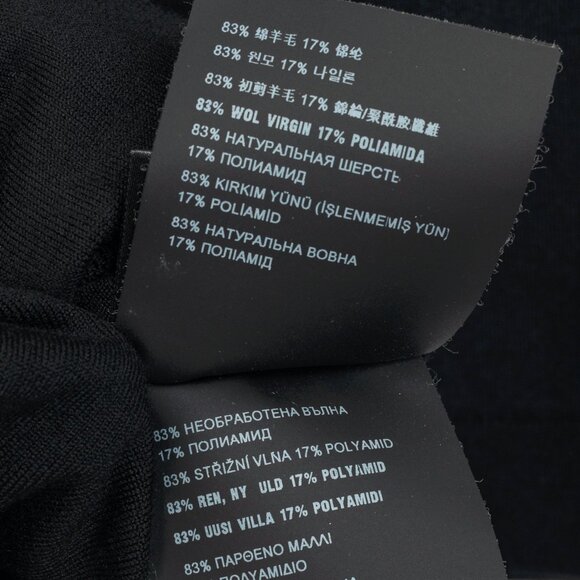 Prada AW/18 Nero Logo Oversized Knit Polo - Picture 11 of 13